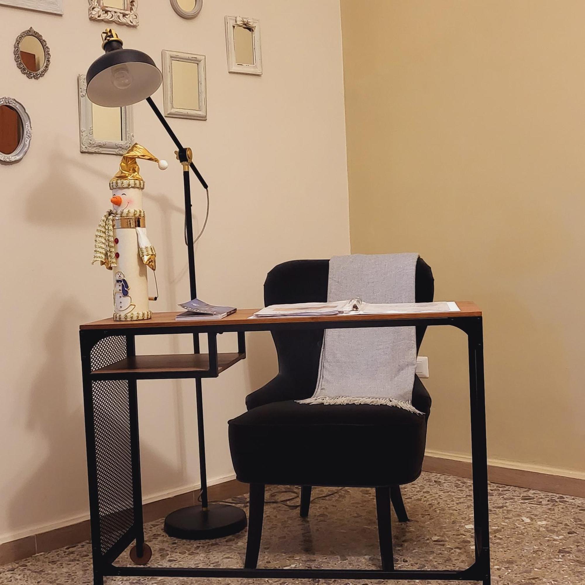 Sole Raggiante Lia Darzillo Lejlighed Afragola Værelse billede